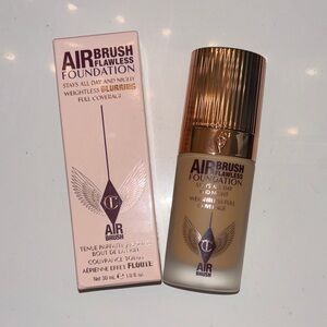 Charlotte Tilbury Airbrush Flawless Foundation - Warm